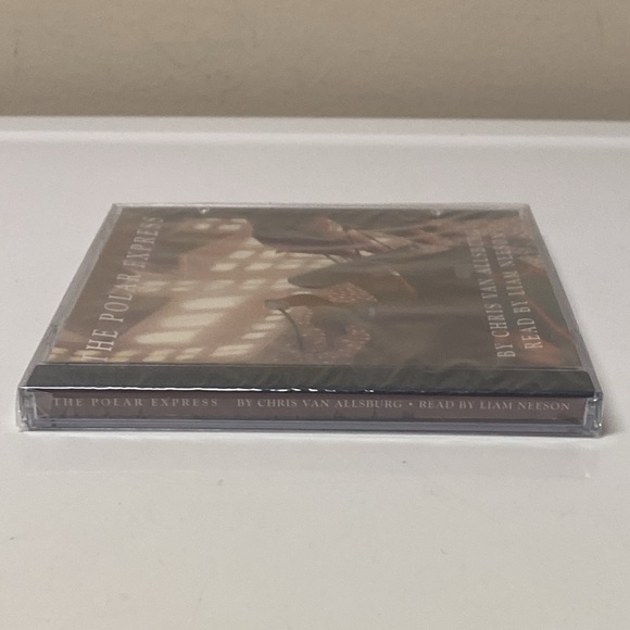The Polar Express by Chris Allsburg Read by Liam Neeson CD - Picture 3 of 4